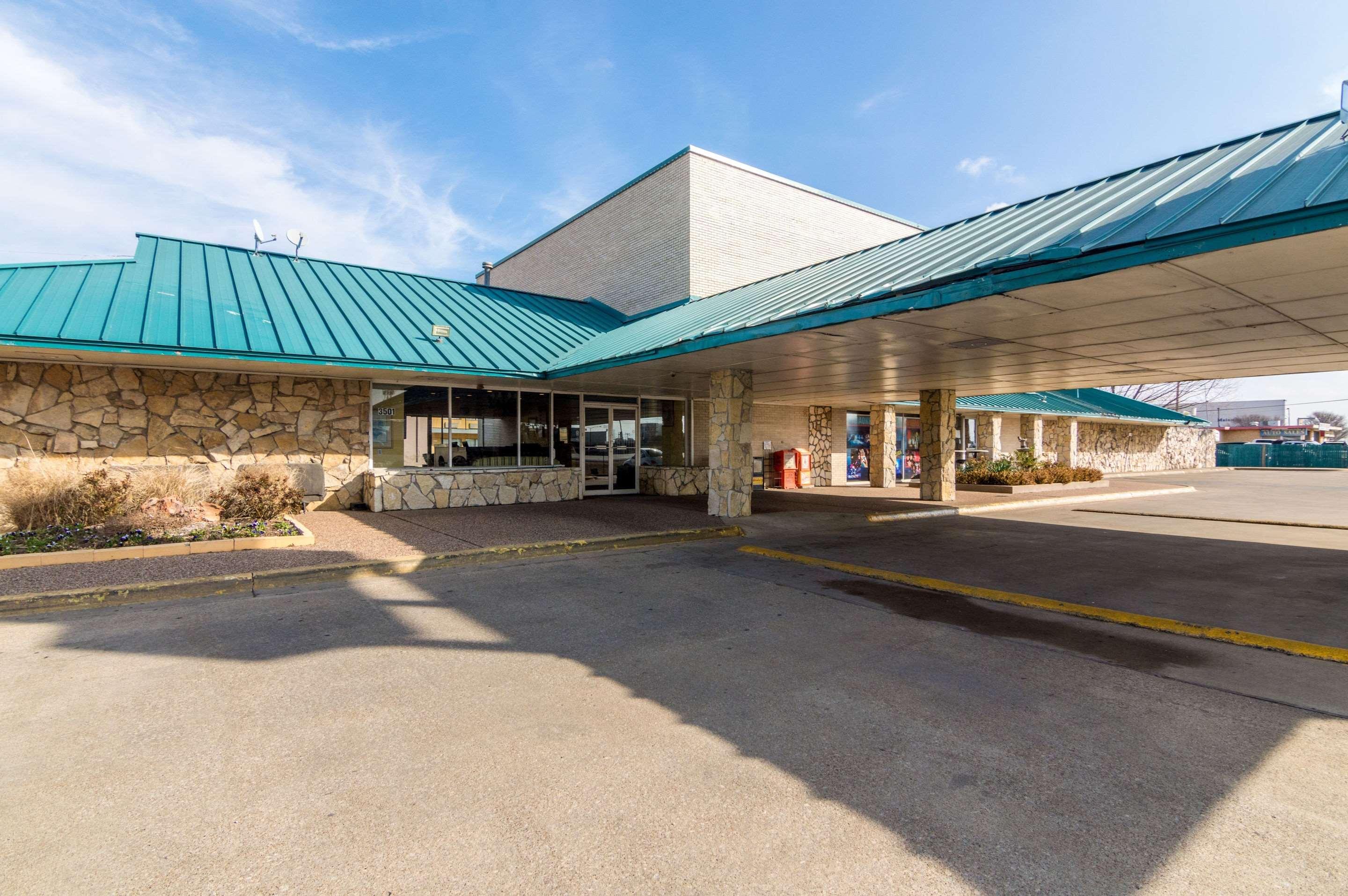 Rodeway Gasthof Arlington